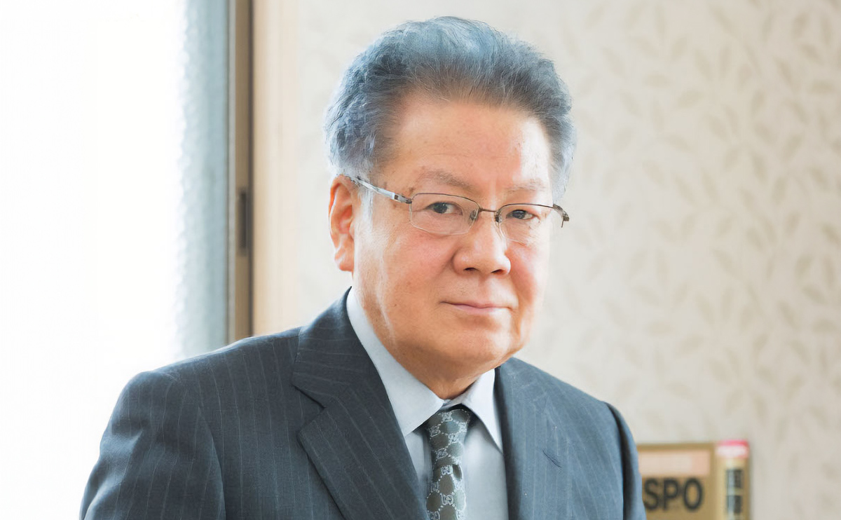 紀國 隆二