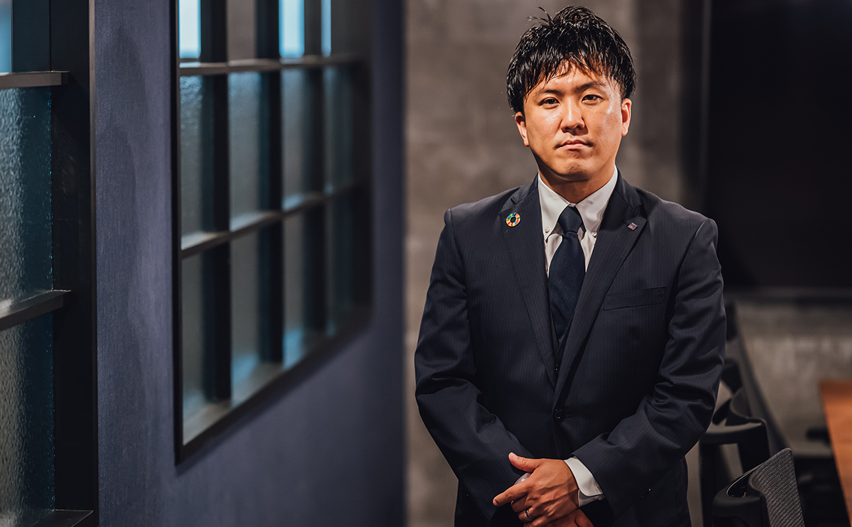 紀國 隆介